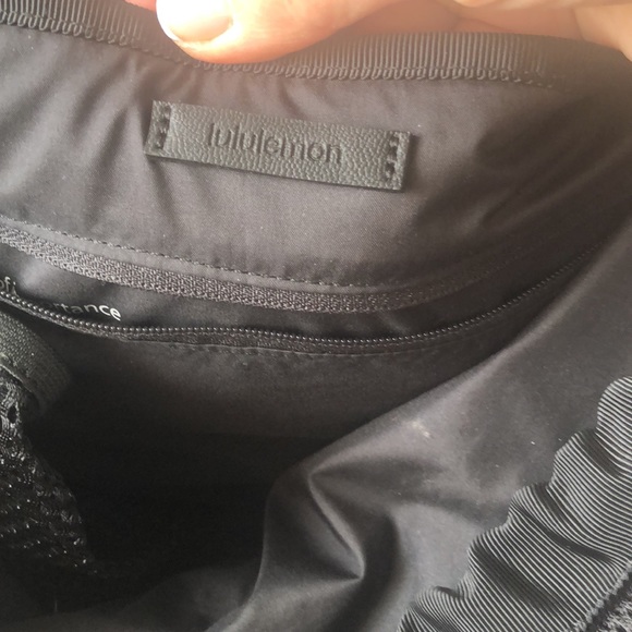 Lululemon backpack go lightly 26L rucksack messy - Picture 14 of 16